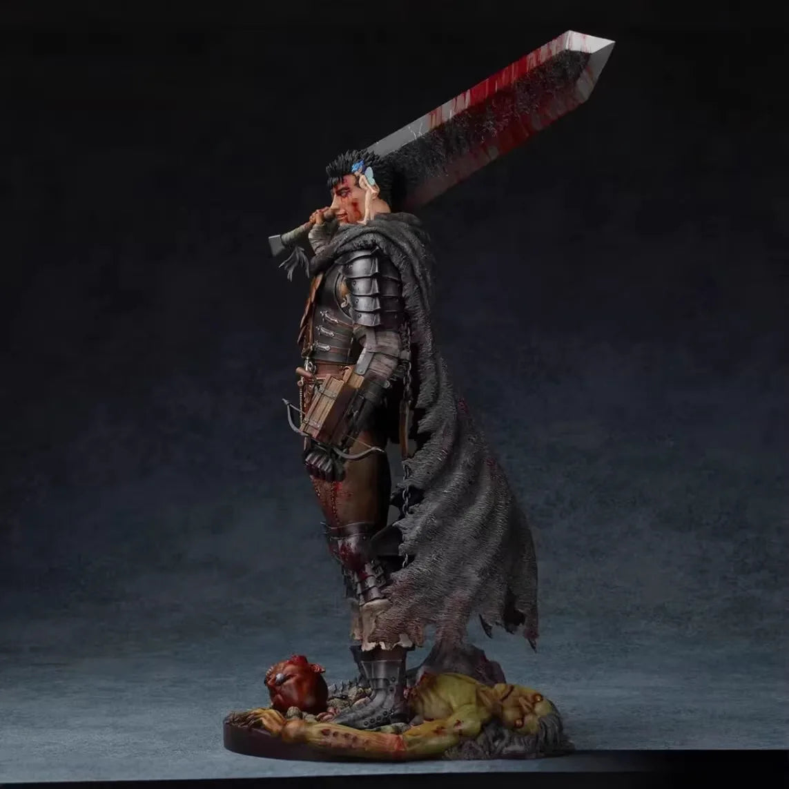 Black Swordsman™ Titan Slayer Statue – Collector Edition