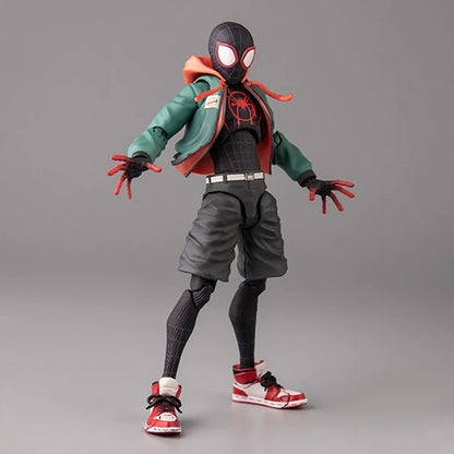 Urban Shadow™ Agile Hero Figure – Collector Edition