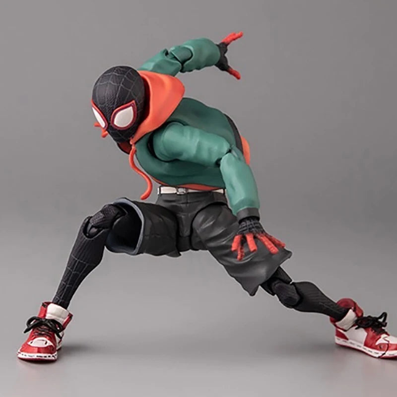 Urban Shadow™ Agile Hero Figure – Collector Edition