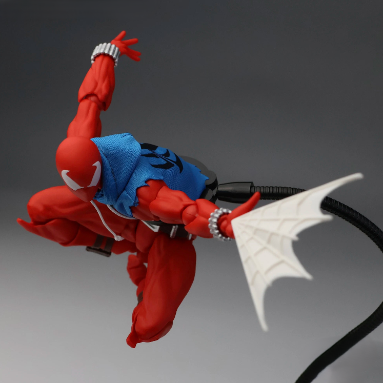 Scarlet Phantom™ – Tactical Collector Figure