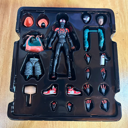Urban Shadow™ Agile Hero Figure – Collector Edition
